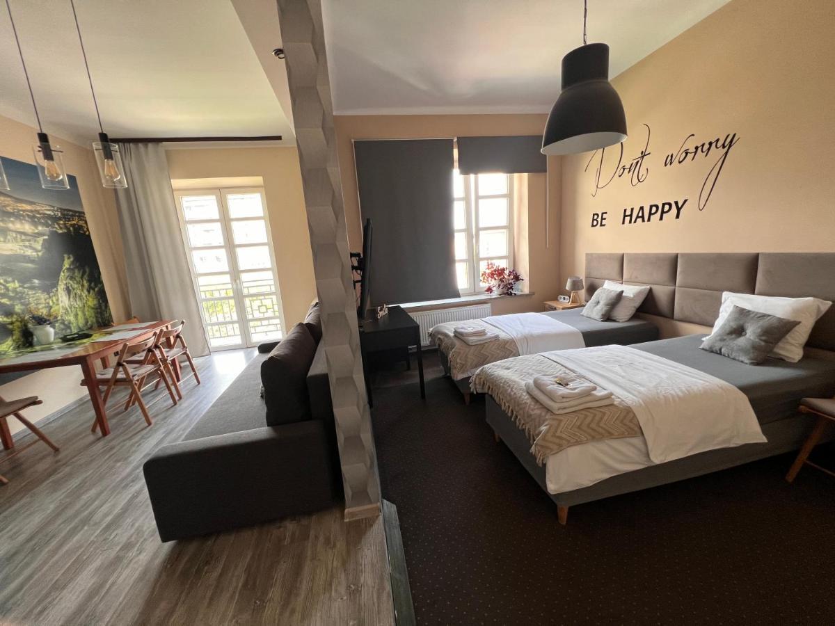 Apartamenty Azzurro Келце Екстериор снимка